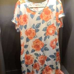 Floral short sleeve dress
